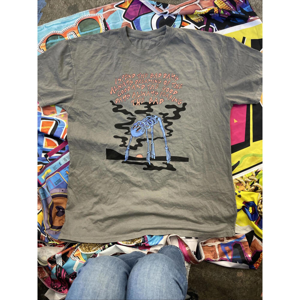 Emma Atterbury Skeletal Crewneck Tshirt ‎ Size XXL H47